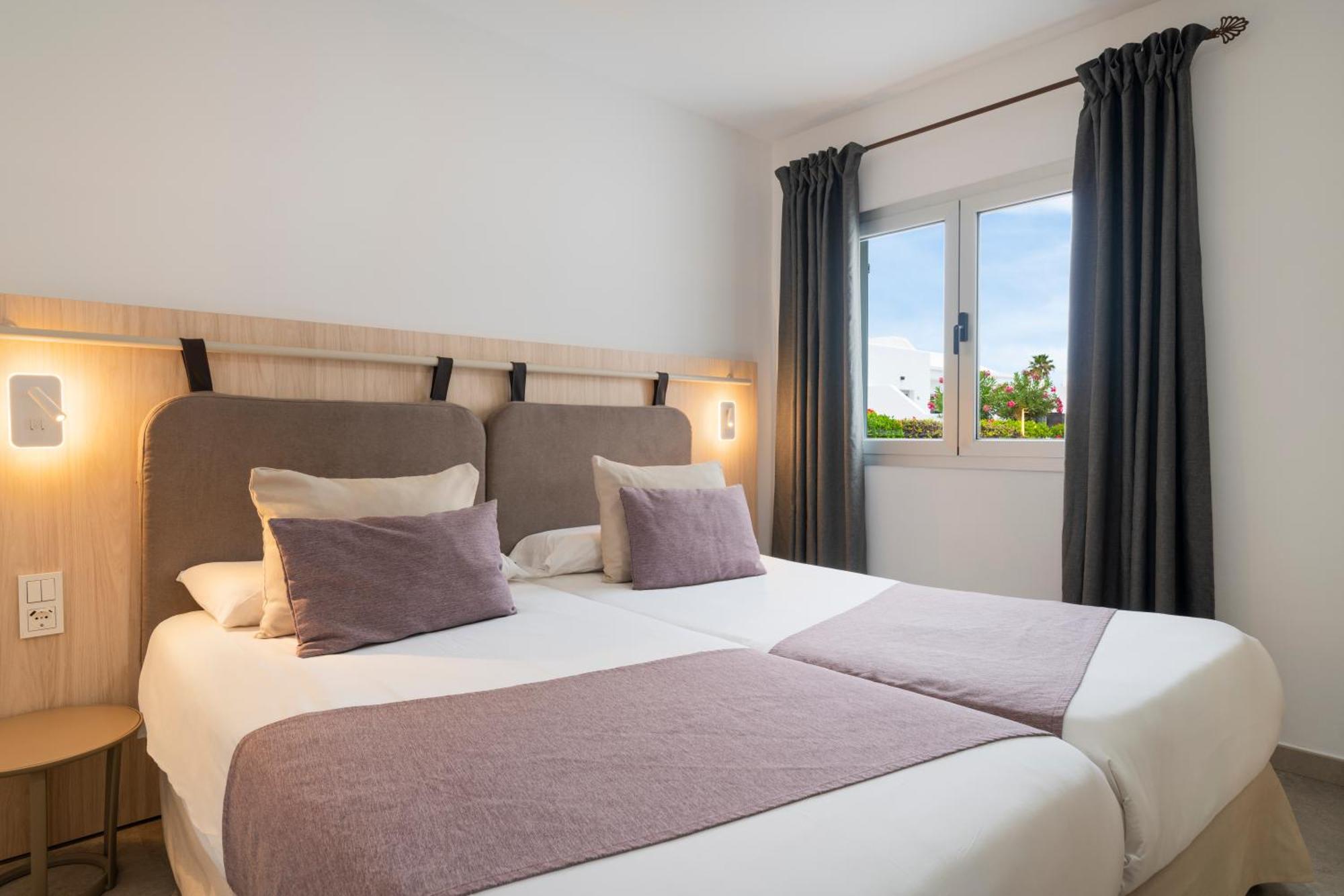Apartamentos Santa Rosa Costa Teguise Bagian luar foto